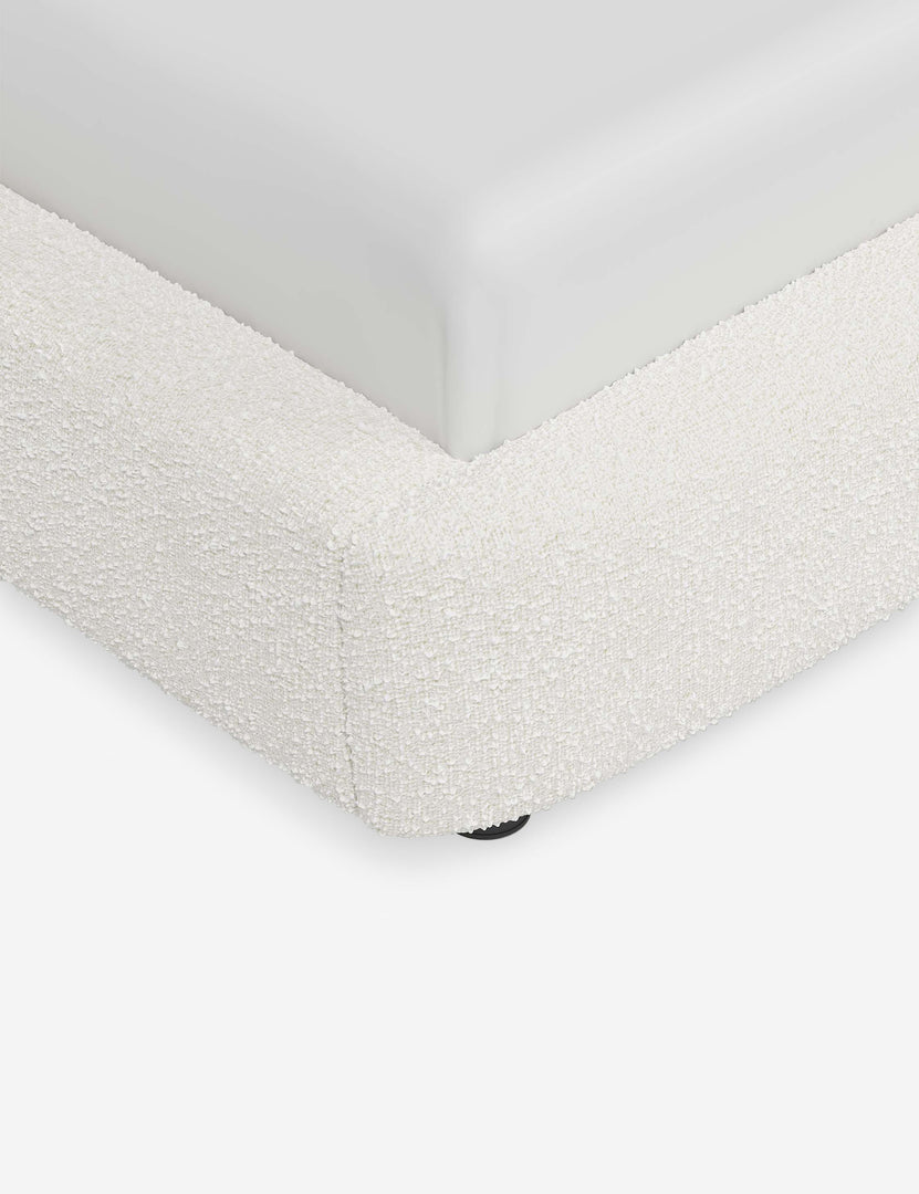 #color::white-boucle #size::twin #size::full #size::queen #size::king #size::cal-king