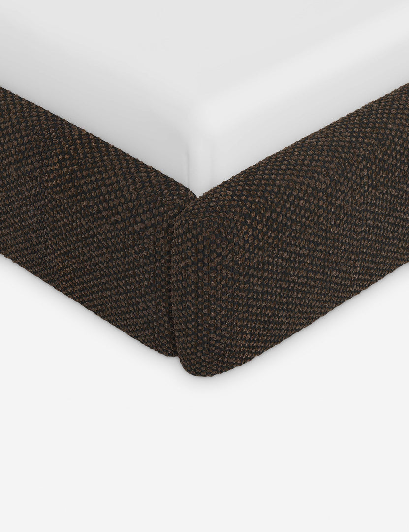 #color::brown-basket-boucle #size::full #size::queen #size::king #size::cal-king