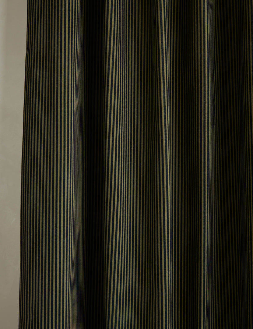 #color::black-and-olive #size::50--x-84- #size::50--x-96- #size::50--x-108- #size::50--x-120- #lining-type::cotton-lining