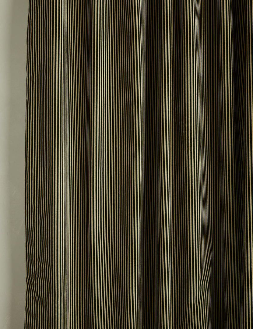 #color::black-and-sand #size::50--x-84-- #size::50--x-96- #size::50--x-108- #size::50--x-120- #lining-type::cotton-lining