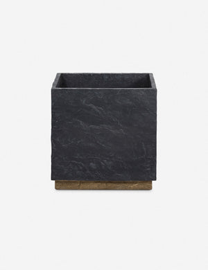 Livia Indoor / Outdoor Planter