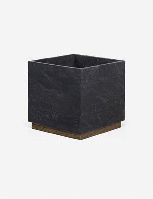 Livia Indoor / Outdoor Planter