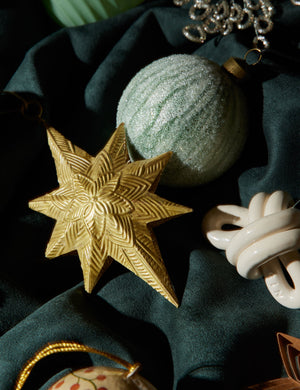 Stella Ornament (Set of 2)