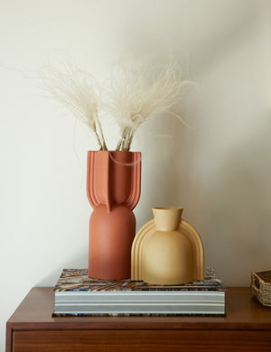 Selena Vase
