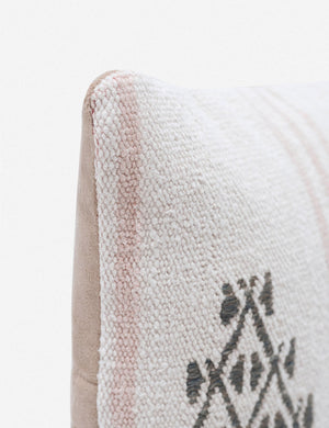 Dulizar Vintage Lumbar Pillow