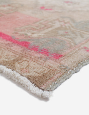 Aergul Mini Vintage Rug, 1'1