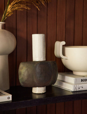 Iara Vase