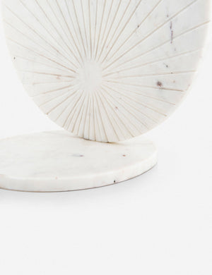 Lidwina Table Sculpture