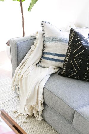 Alegria Home Cristiana Woven Throw, White