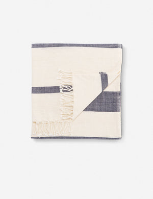 Wyatt Throw, Blue